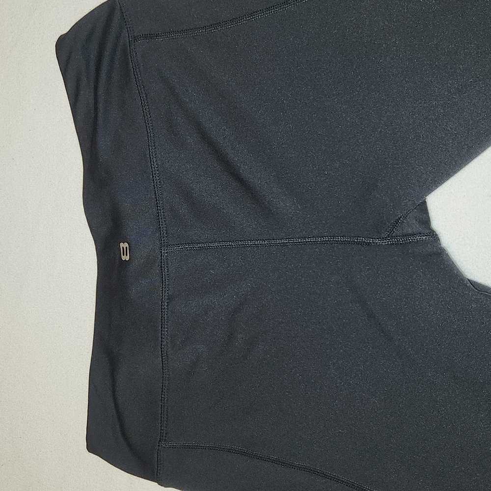 Layer 8 Performance Women's Black Leggings, Size Medium - Picture 6 of 7